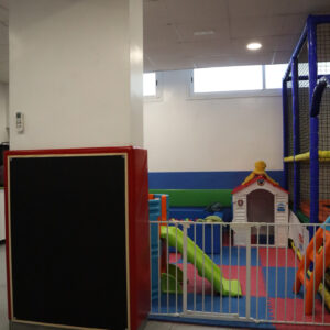 13.zona-infantil-haz-tu-party-local-alcorcon