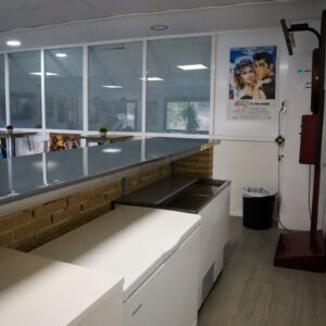 9.zona-adultos-haz-tu-party-nave-arroyomolinos